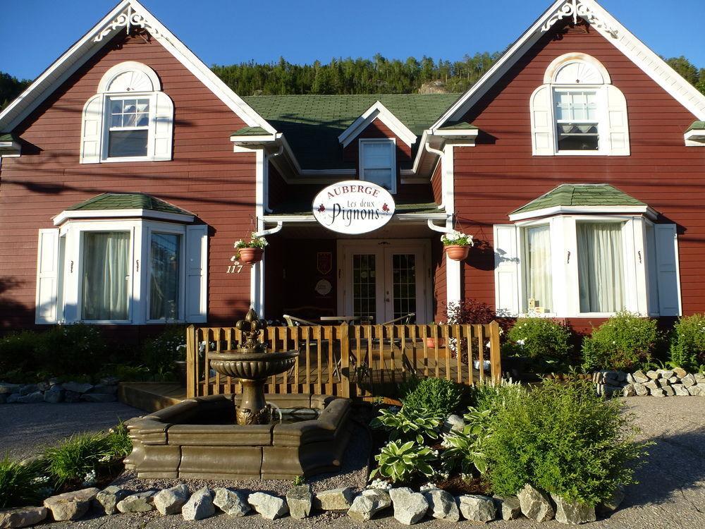 B&B Les Deux Pignons Petit-Saguenay Exteriér fotografie