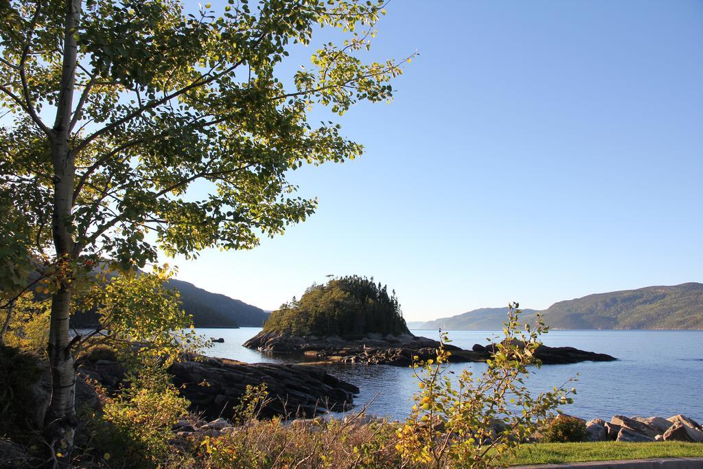 B&B Les Deux Pignons Petit-Saguenay Exteriér fotografie