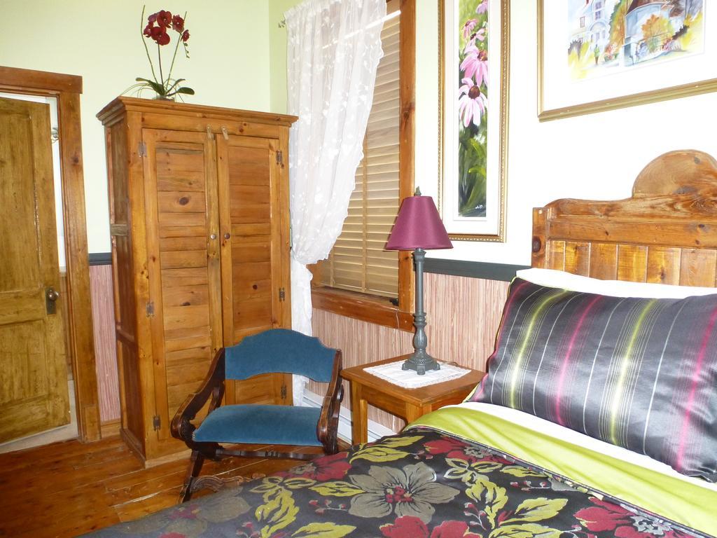 B&B Les Deux Pignons Petit-Saguenay Exteriér fotografie