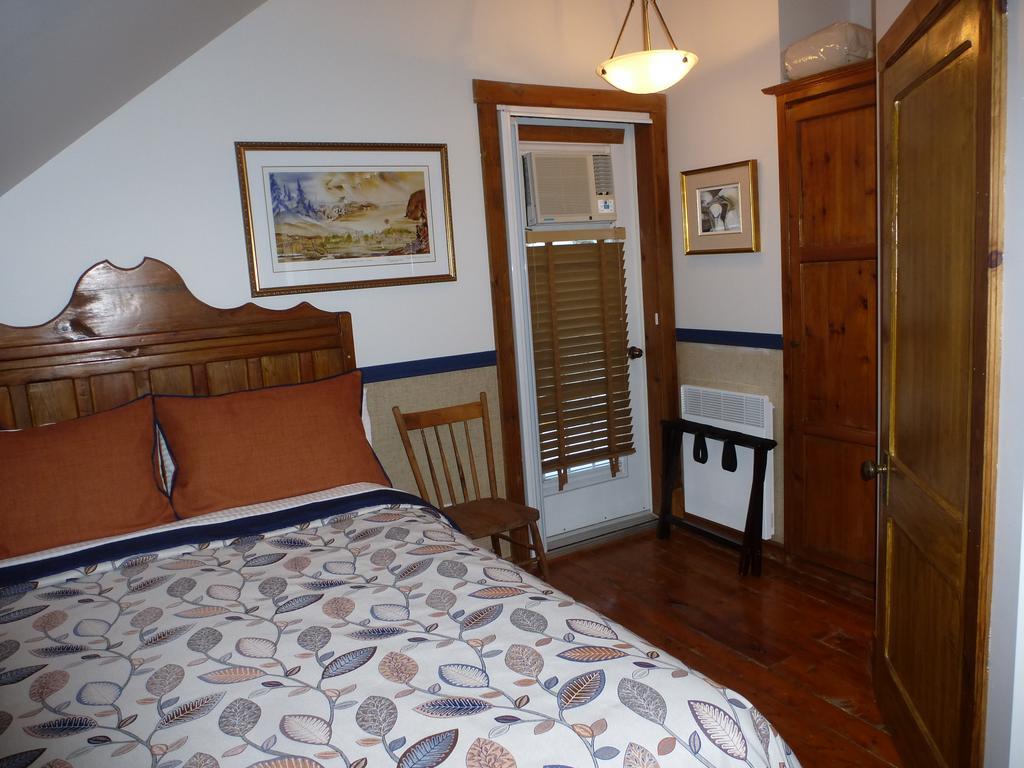 B&B Les Deux Pignons Petit-Saguenay Exteriér fotografie