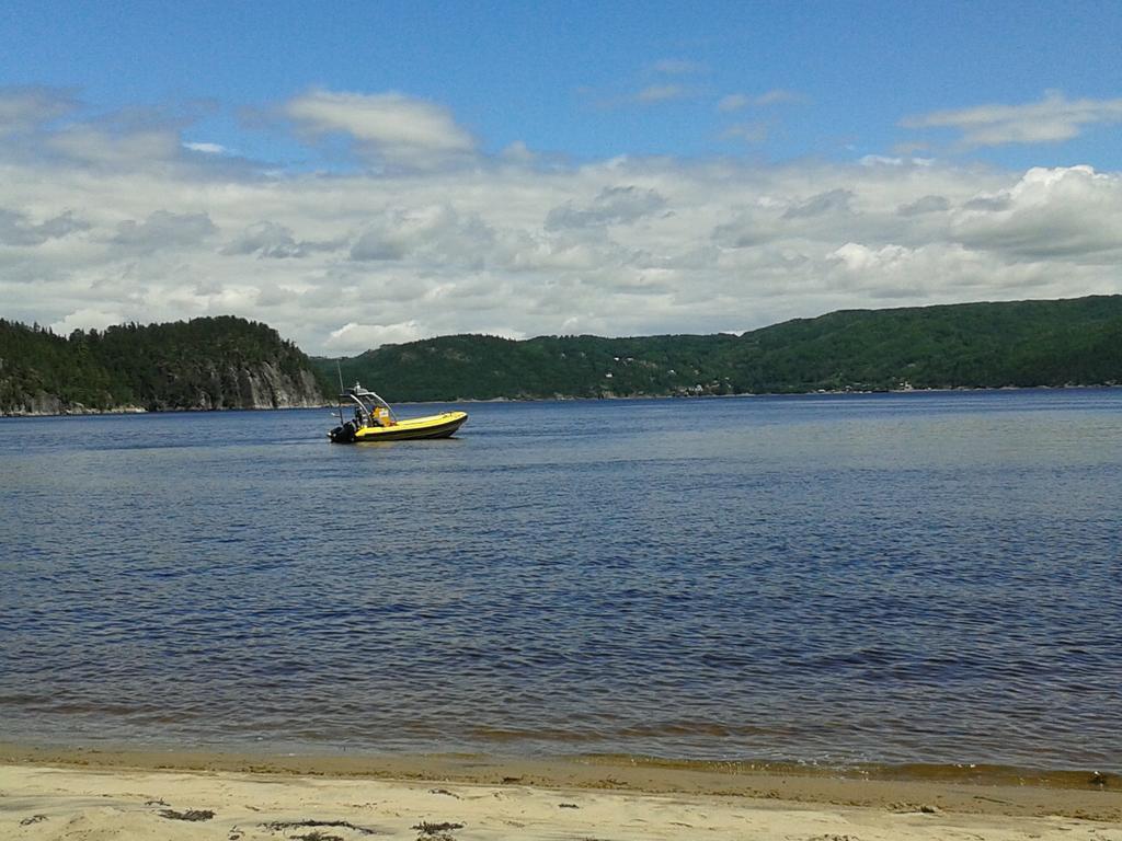 B&B Les Deux Pignons Petit-Saguenay Exteriér fotografie