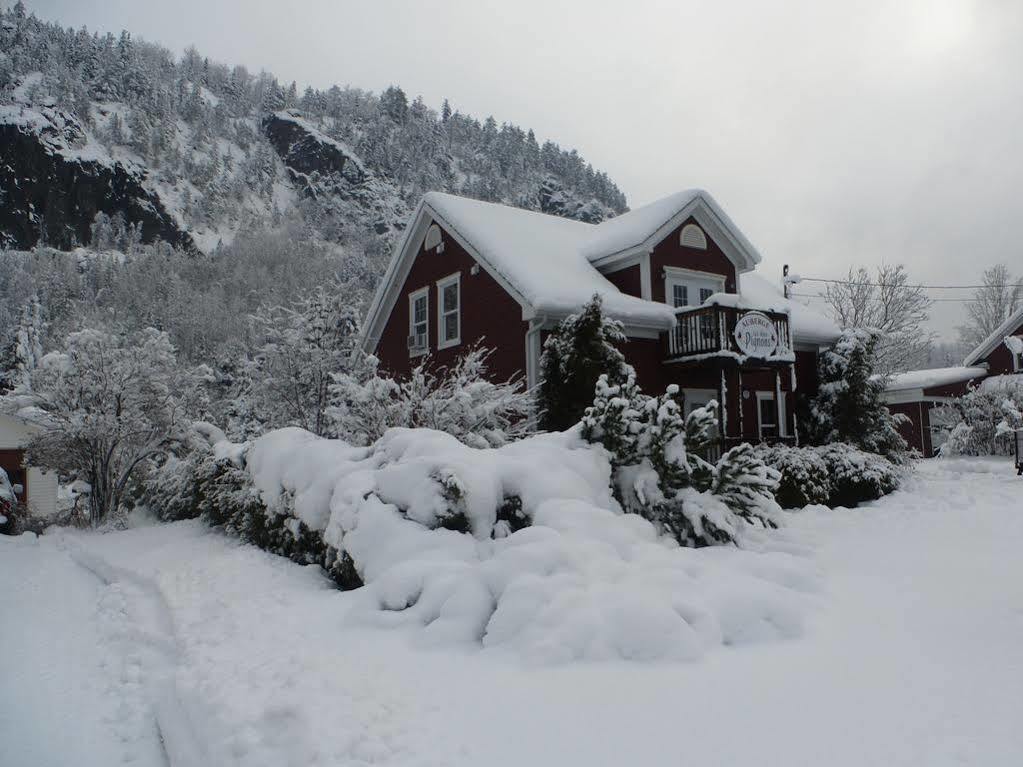 B&B Les Deux Pignons Petit-Saguenay Exteriér fotografie